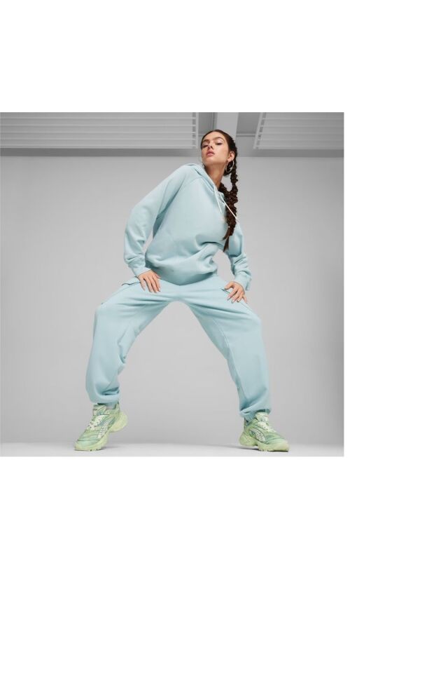 PUMA BAYAN  DARE TO RELAXED SWEATPANTS 62429722