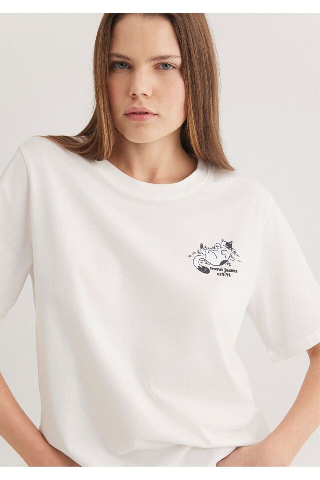 MAVİ KADIN KEDİ BASKILI GRAFİK TİŞÖRT Kırık Beyaz 1612980-70057