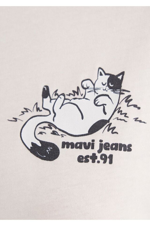 MAVİ KADIN KEDİ BASKILI GRAFİK TİŞÖRT Kırık Beyaz 1612980-70057