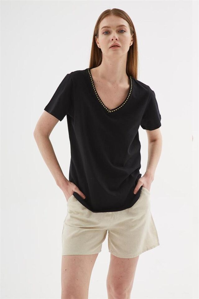 FASHION FRIENDS KADIN V YAKA T-SHİRT 25Y0478K1