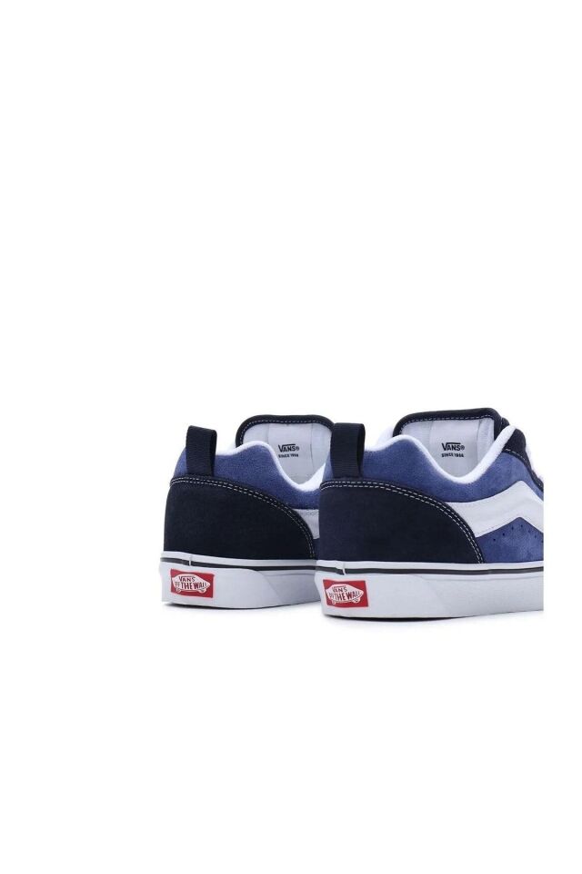VANS UNISEX KNU SKOOL SPOR AYAKKABI VN0009QCNWD1