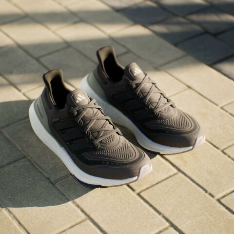 ADİDAS UNISEX KOŞU AYAKKABISI ULTRABOOST LIGHT IE3331