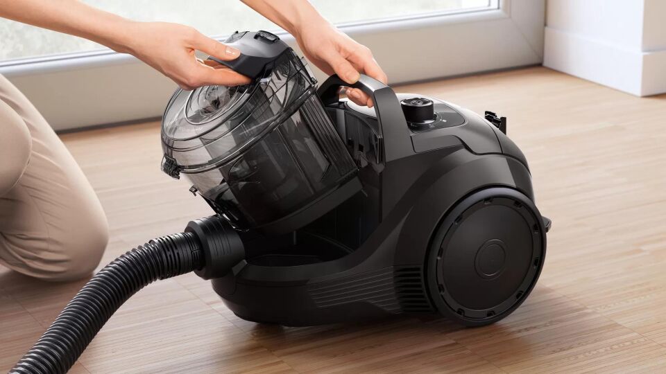 BOSCH BGC21X300 SERİE 4 TOZ TORBASIZ SÜPÜRGE 500W BGC21X300