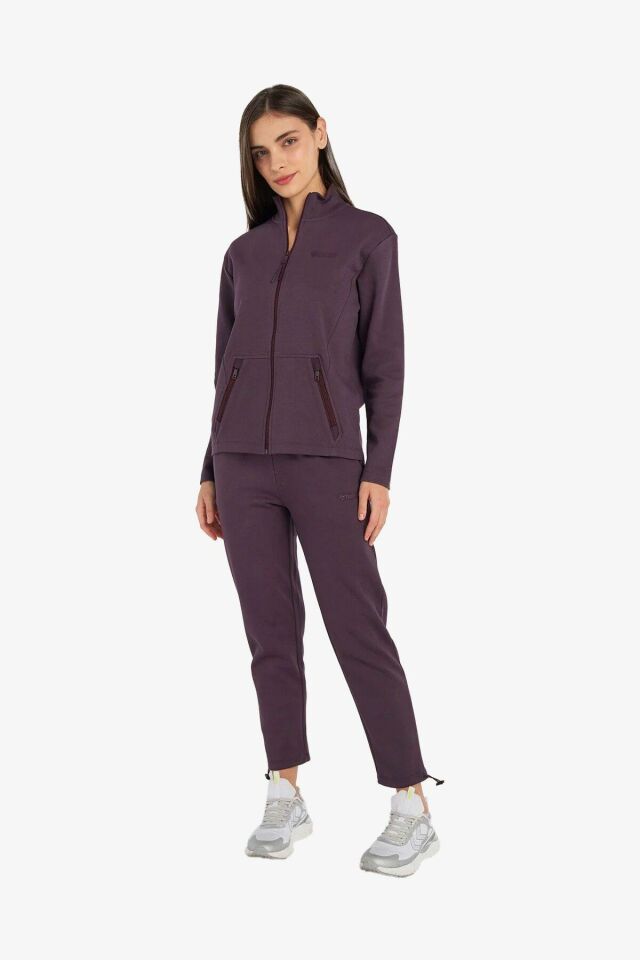 PLUM PERFECT