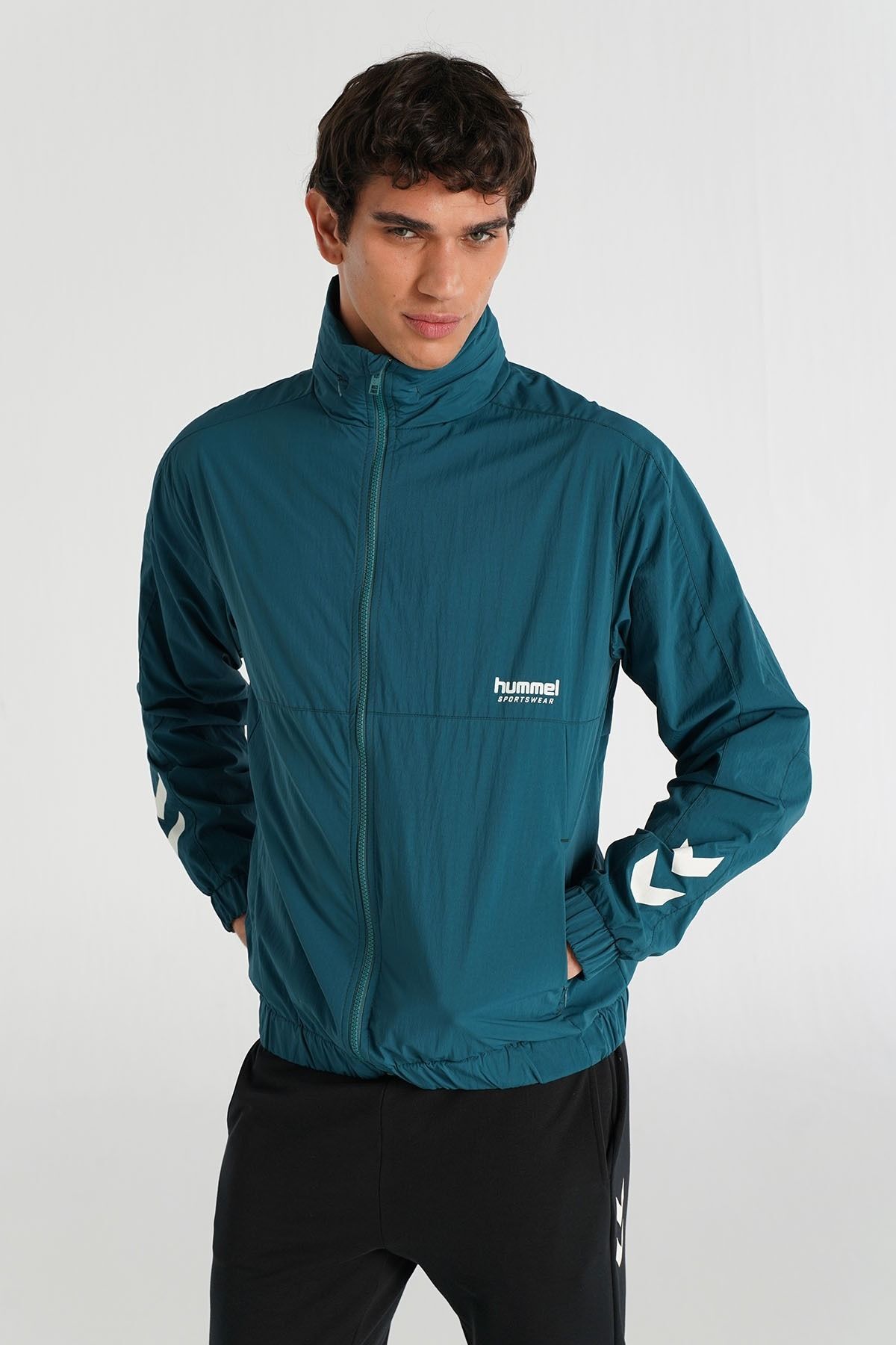 HUMMEL ERKEK YAĞMURLUK HMLCLIFT RAINCOAT 940266