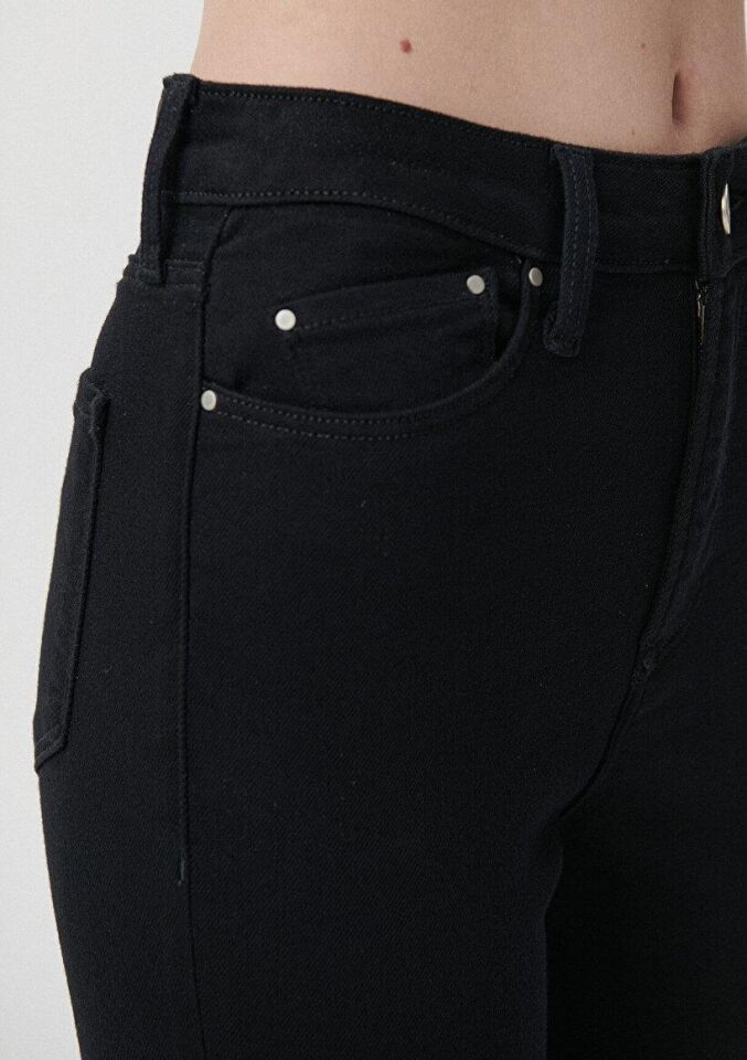 MAVİ KADIN SERENAY Black Gold Shape 100980-35248