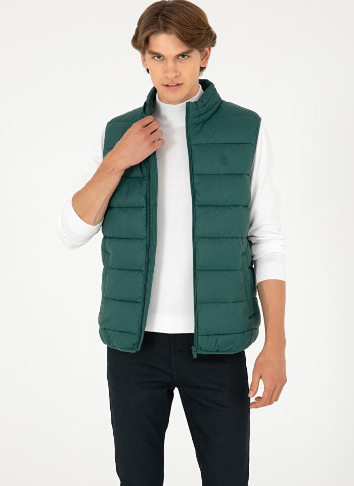 U.S. POLO ASSN. ERKEK DOKUMA YELEK G081GL010-000-1946066 KOYU YESİL - 50