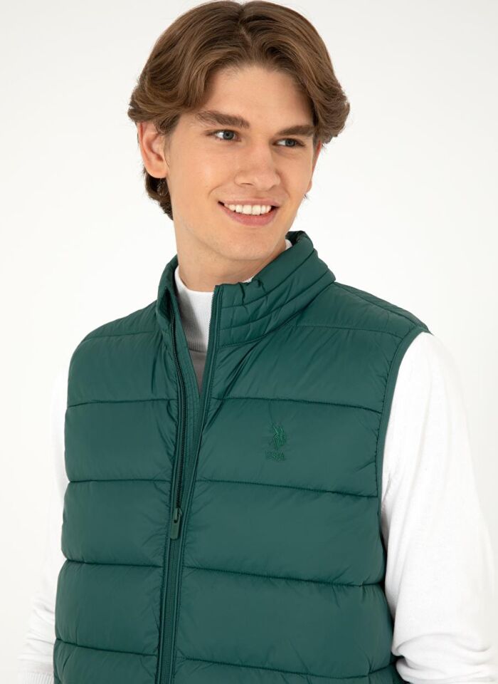 U.S. POLO ASSN. ERKEK DOKUMA YELEK G081GL010-000-1946066 KOYU YESİL - 52