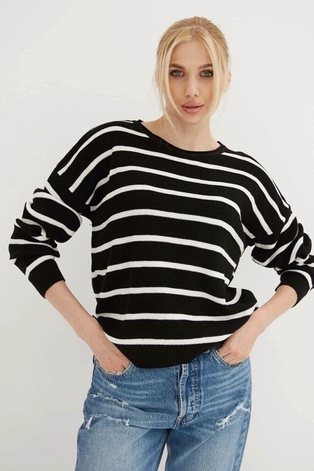 FASHION FRIENDS KADIN ÇİZGİLİ KAZAK 24K0477K1