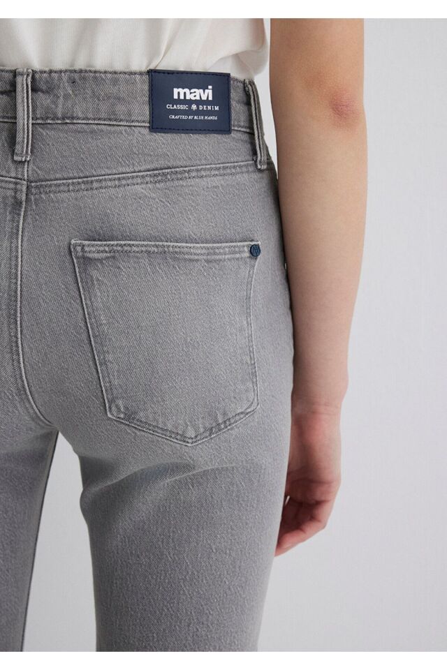 MAVİ KADIN JANE  Mid Smoke Classic Denim 1010917-89182