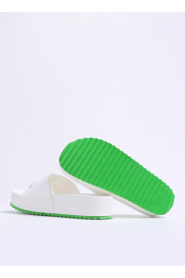 BENETTON KADIN SİYAH SANDALET BN-1211