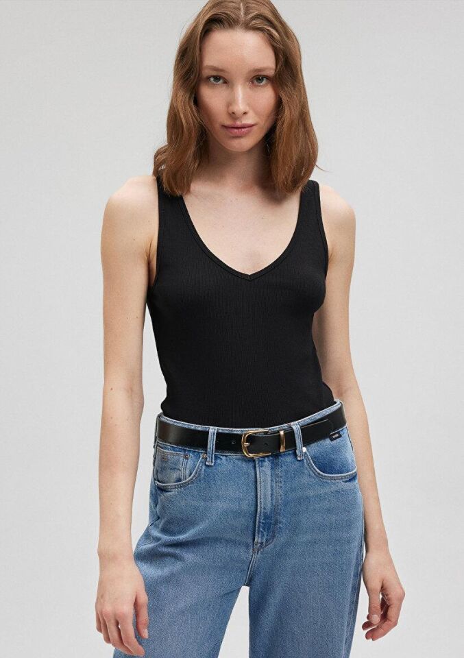 MAVİ KADIN ASKILI V YAKA TİŞÖRT Siyah 1612385-900