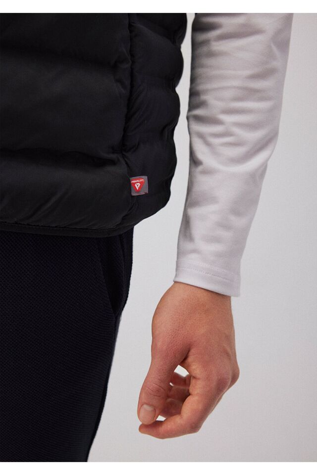 MAVİ ERKEK YELEK Siyah 0110356-900