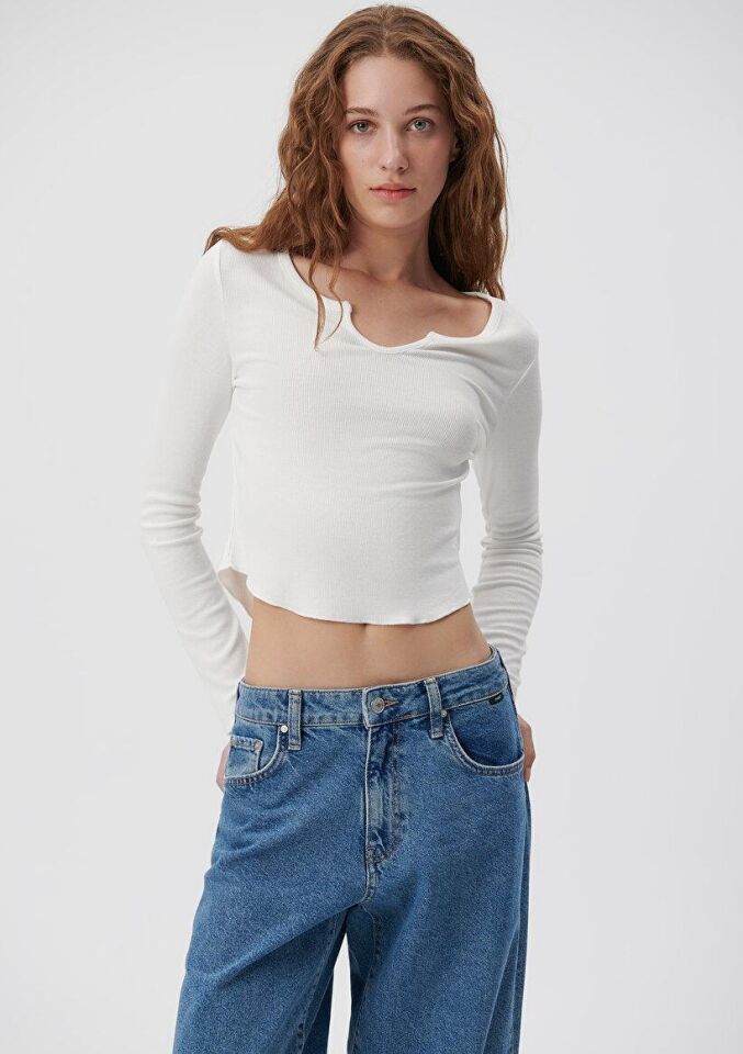 MAVİ KADIN KESİK YAKA DETAYLI CROP PENYE Kırık Beya 1612037-70057