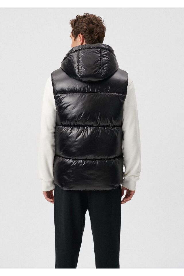 MAVİ ERKEK KAPÜŞONLU YELEK Jet Siyah 0110249-71379