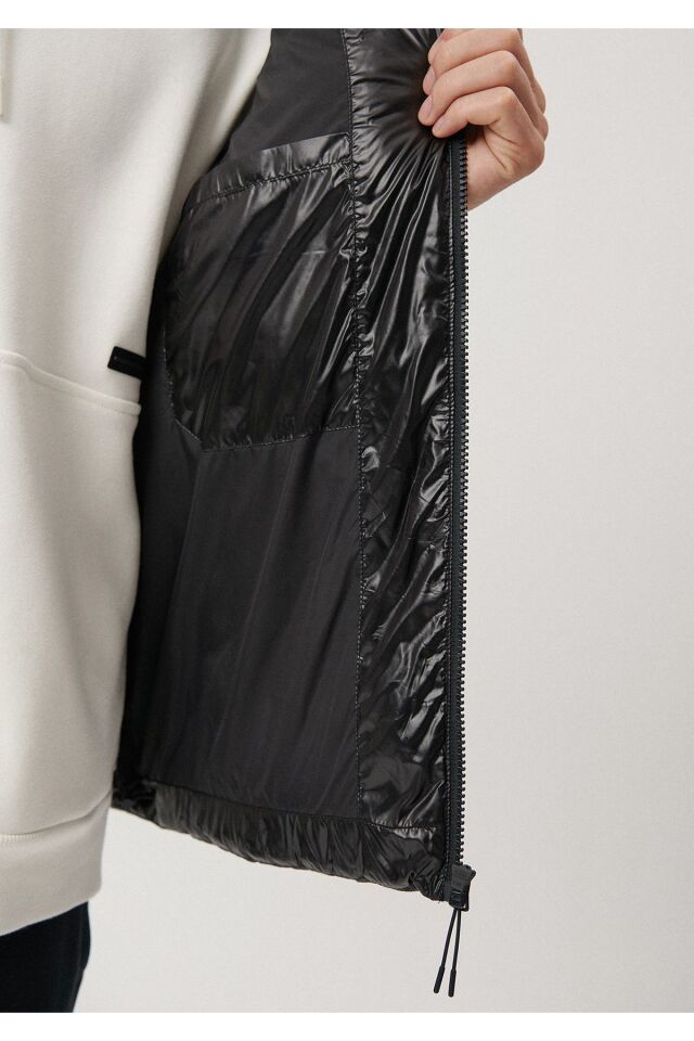 MAVİ ERKEK KAPÜŞONLU YELEK Jet Siyah 0110249-71379