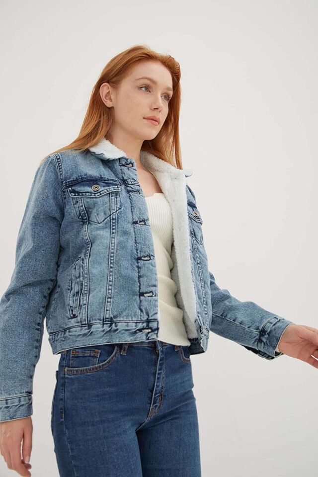 FASHION FRIENDS KADIN İÇİ KÜRKLÜ DENİM CEKET 23K0266K1