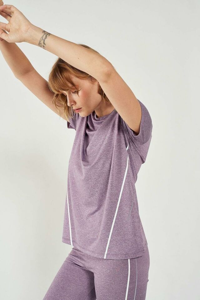 HUMMEL KADIN KISA KOL T-SHIRT MENDA T-SHIRT 911329