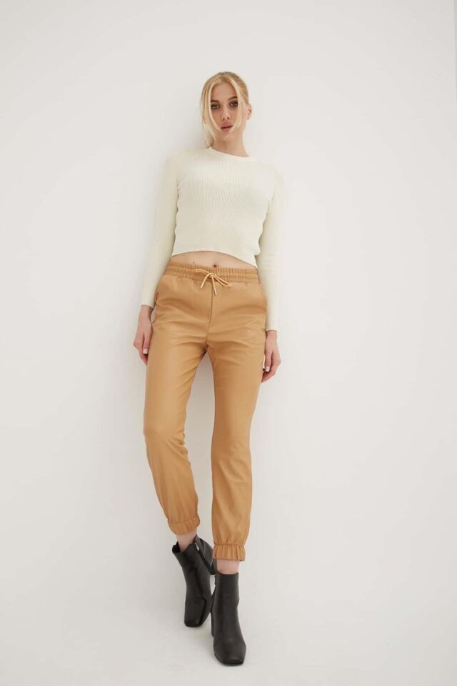 FASHION FRIENDS KADIN SUNİ DERİ PANTOLON 23K0452K1