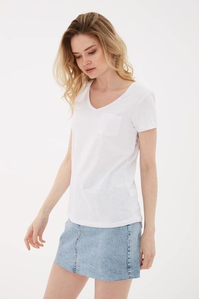 FASHION FRIENDS KADIN V YAKA CEPLİ T-SHİRT 23Y-TST0147K1