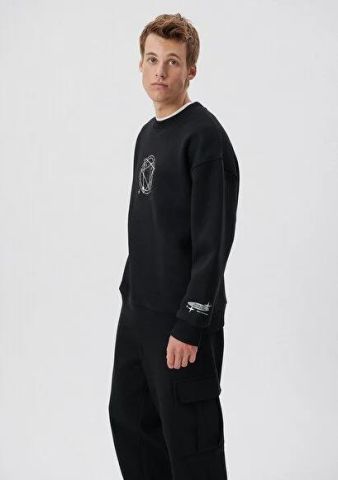 MAVİ ERKEK BASKILI BİSİKLET YAKA SWEATSHIRT Siyah 0S10042-900