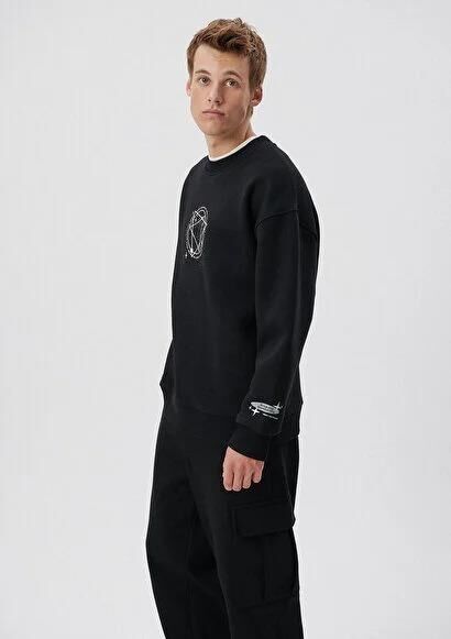 MAVİ ERKEK BASKILI BİSİKLET YAKA SWEATSHIRT Siyah 0S10042-900