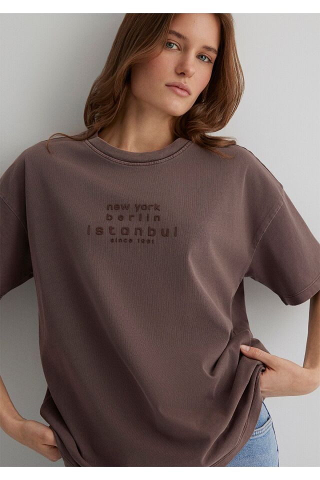 MAVİ KADIN GRAFİK BASKILI MODELLİ TİŞÖRT Deep Taupe 1613141-70383