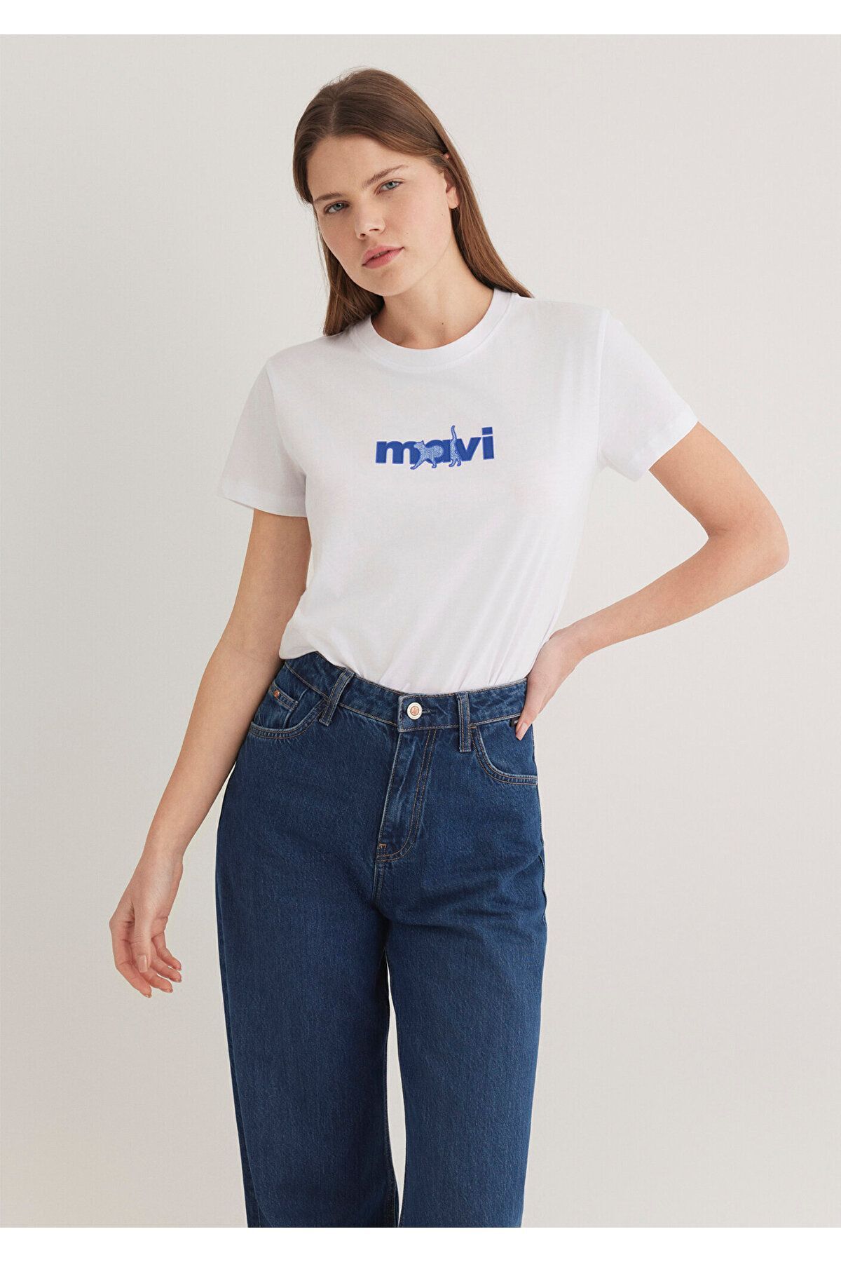 MAVİ KADIN MAVİ BASKILI TİŞÖRT Beyaz 1613287-620