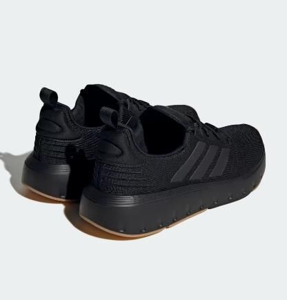 ADİDAS ERKEK SPOR AYAKKABI SWIFT RUN 23 IG4704
