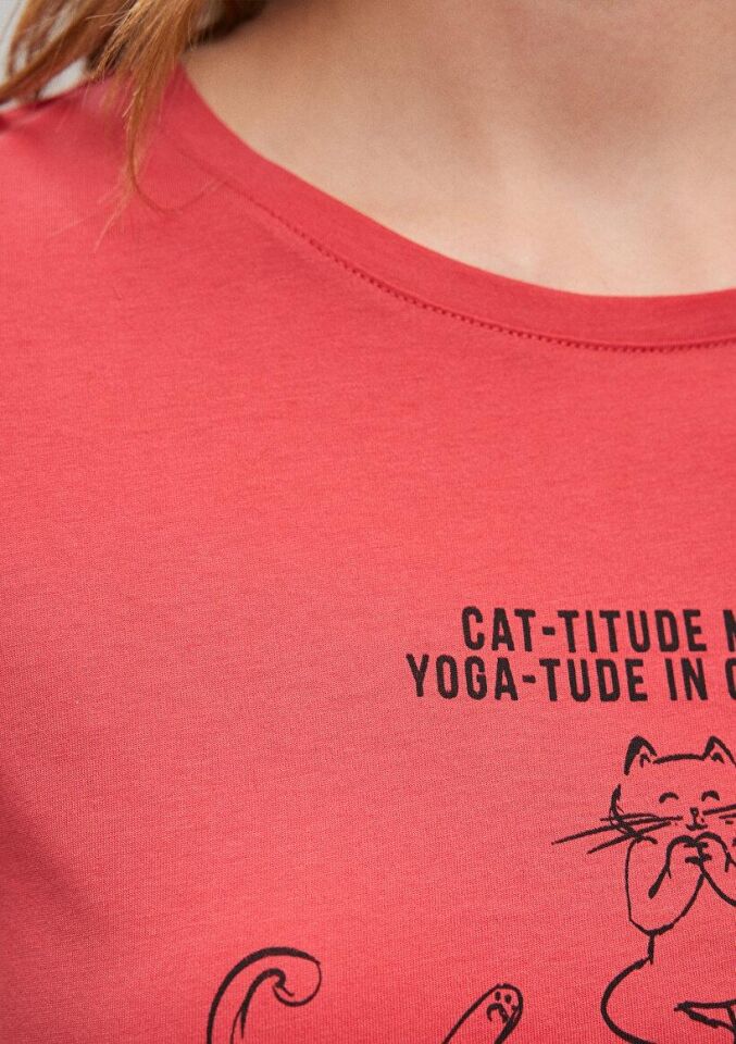 MAVİ KADIN KEDİ BASKILI GRAFIK TIŞORT Canlı Kırmızı 1612205-70985