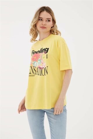 FASHION FRIENDS KADIN BASKILI OVERSİZE T-SHİRT 23Y-TST0387K1 SARI - S