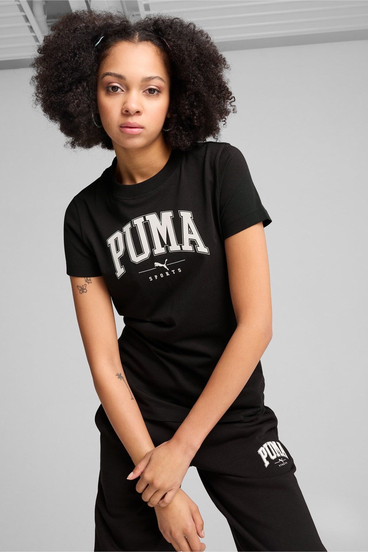 PUMA KADIN T-SHIRT PUMA SQUAD GRAPHİC TEE 68153701
