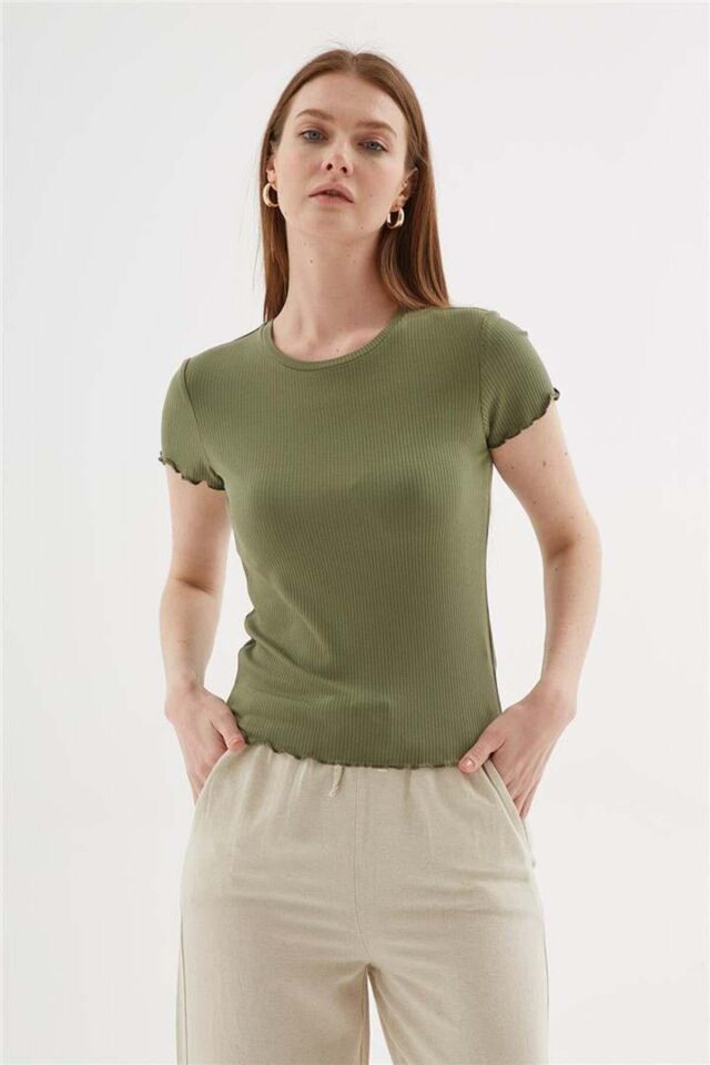 FASHION FRIENDS KADIN KISA KOLLU T-SHİRT 25Y0444K1