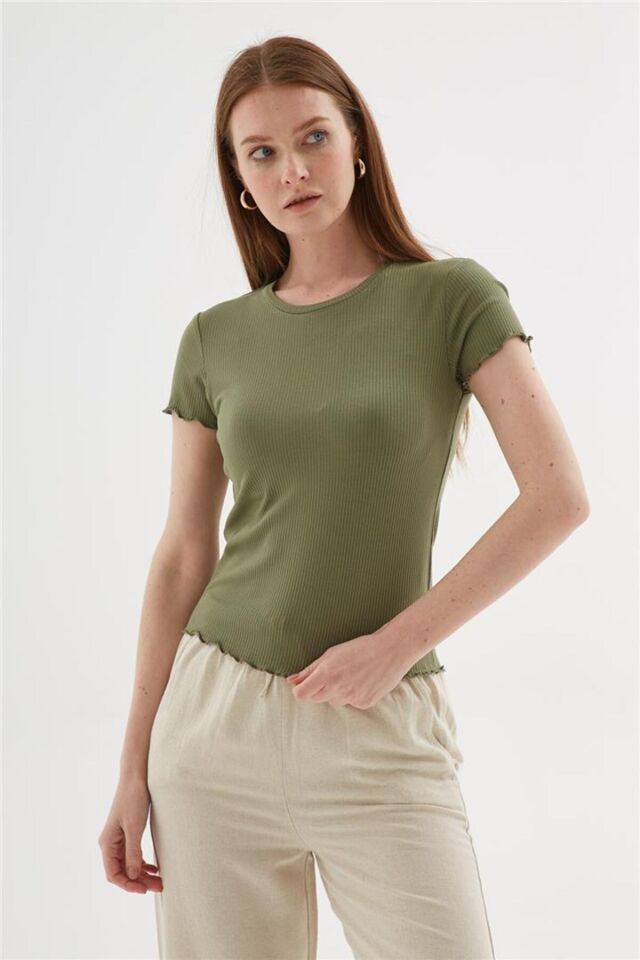 FASHION FRIENDS KADIN KISA KOLLU T-SHİRT 25Y0444K1