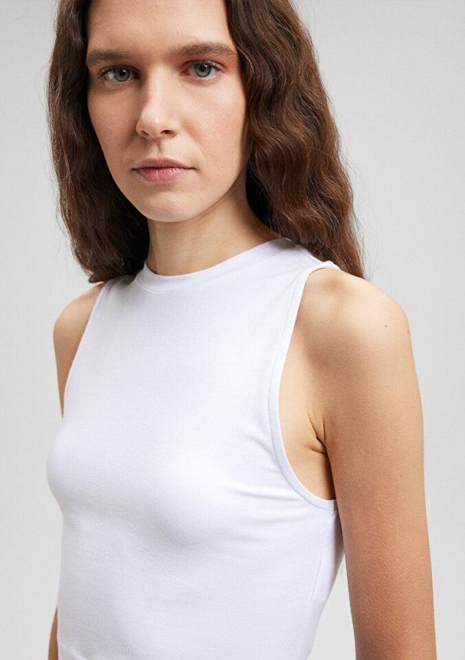 MAVİ KADIN KOLSUZ PENYE Beyaz 1610786-620