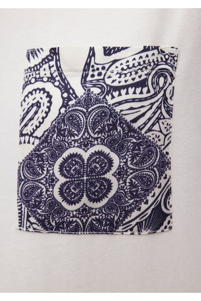 MAVİ KADIN BİSİKLET YAKA TİŞÖRT Kırık Beyaz 1612685-70057