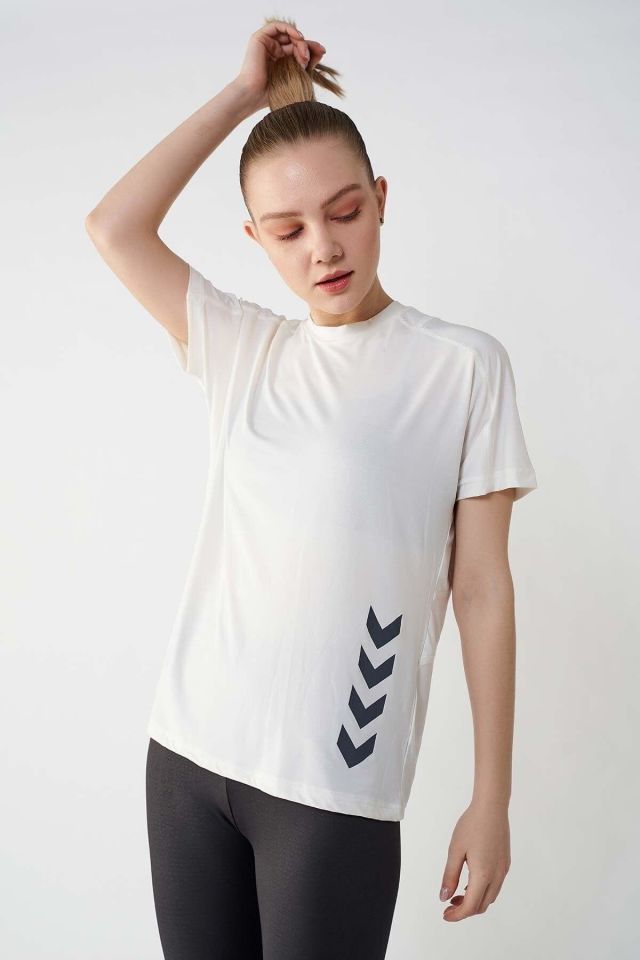 HUMMEL KADIN KISA KOL T-SHIRT ALISA T-SHIRT S/S