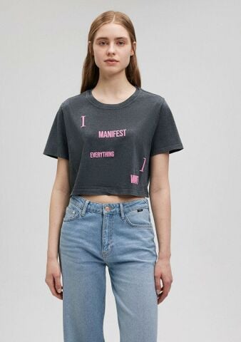 MAVİ KADIN GRAFİK BASKILI CROP TİŞÖRT Kömür 1612500-70087