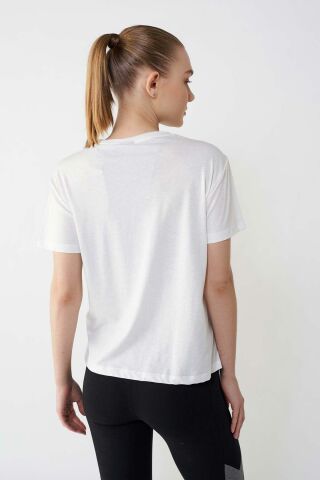 HUMMEL KADIN KISA KOL T-SHIRT KASANDRA T-SHIRT S/S 911421