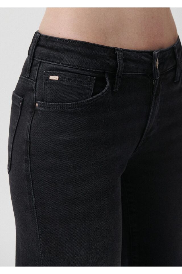 MAVİ KADIN DELİDOLU JEAN 1010483050