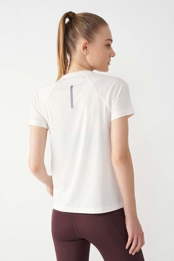 HUMMEL KADIN KISA KOL T-SHIRT GROP T-SHIRT S/S 911314