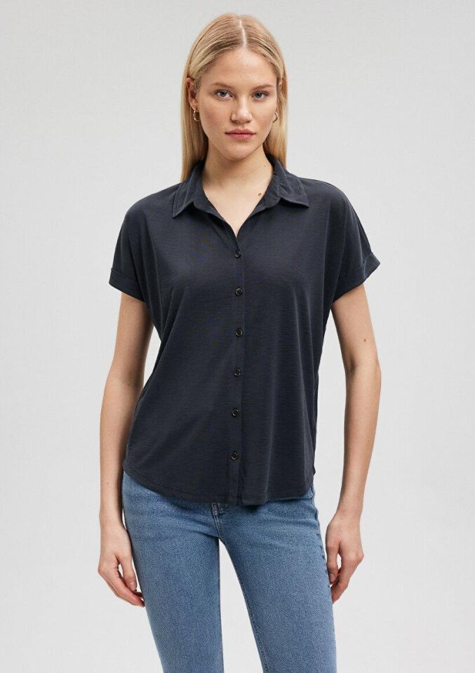 MAVİ KADIN KISA KOL TİŞÖRT  Siyah 168081-900