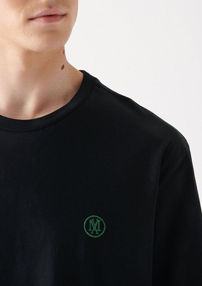 MAVİ ERKEK LOGO NAKIŞLI TİŞÖRT SİYAH 067074-900