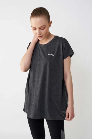 HUMMEL KADIN KISA KOL T-SHIRT ISOBEL T-SHIRT S/S 911416