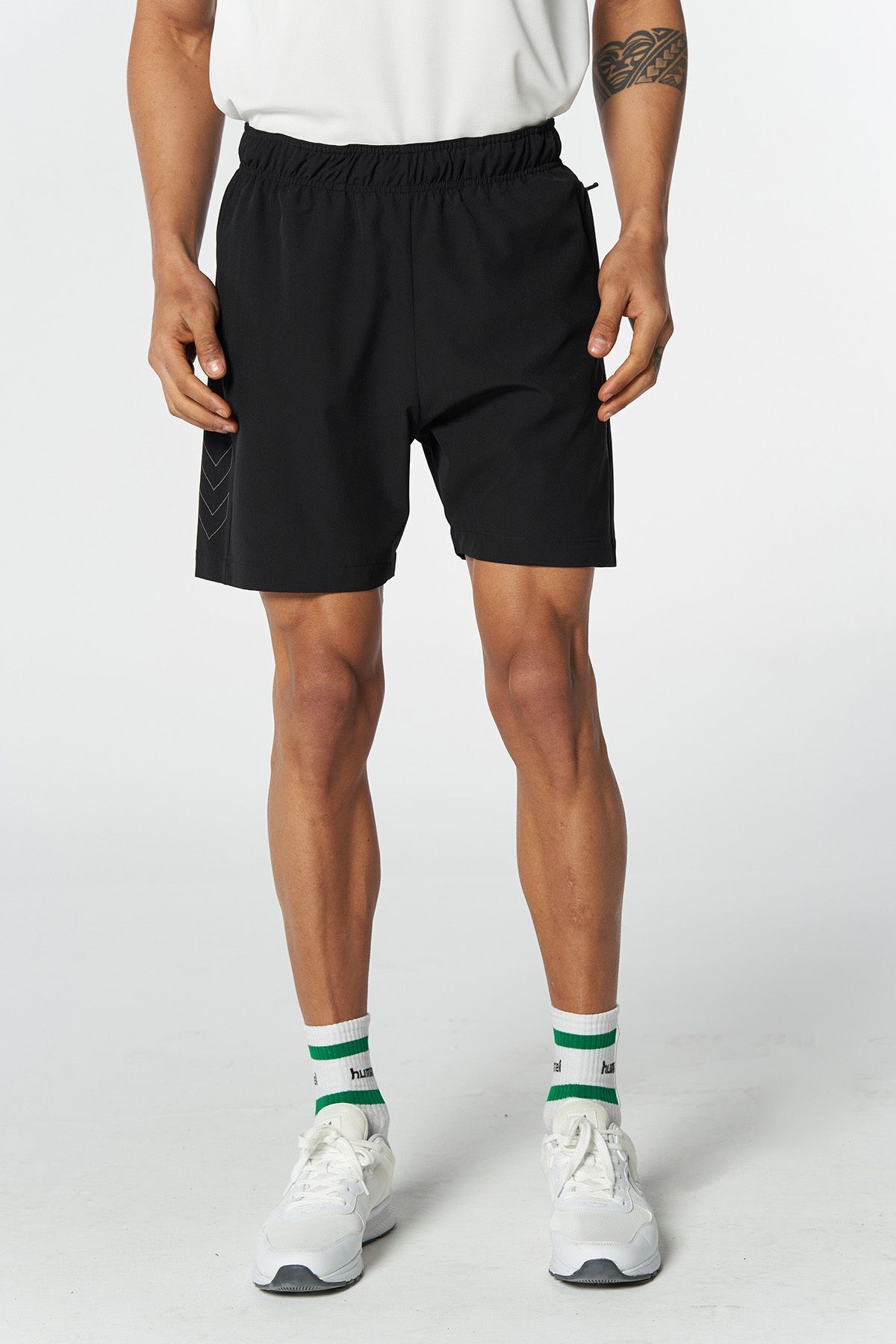 HUMMEL ERKEK ŞORT hmlT-TE BASE WOVEN SHORTS 931767