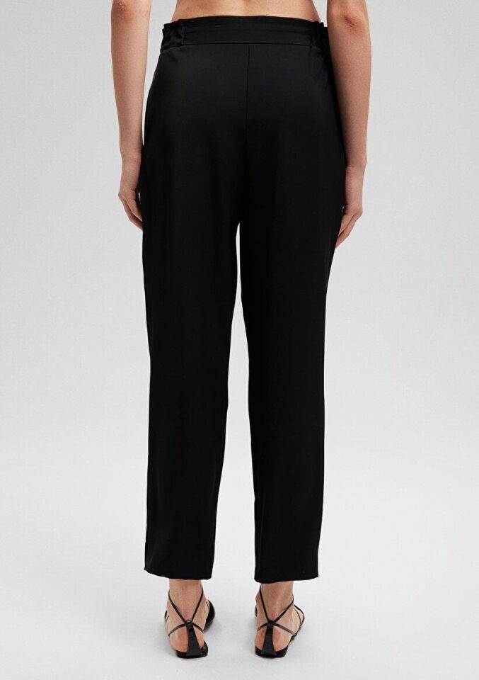 MAVİ KADIN DOKUMA PANTOLON Siyah 1010639-900