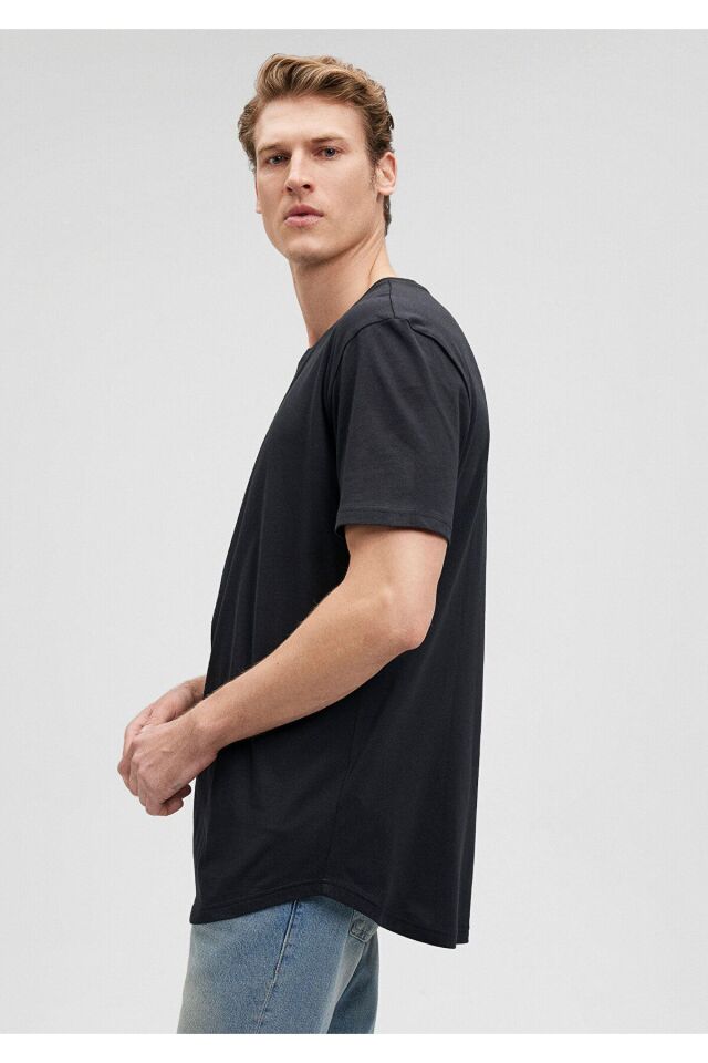 MAVİ ERKEK BASIC TISÖRT Siyah 067082-900