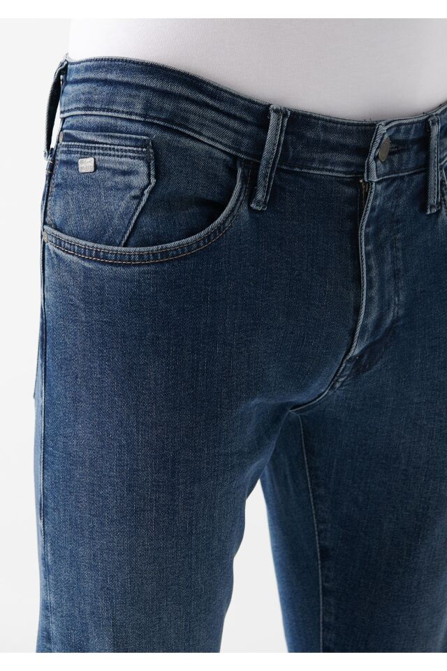 MAVİ ERKEK LEO ''Shaded 90's Mavi Black
'' 0076282165 MAVİ - 30/28