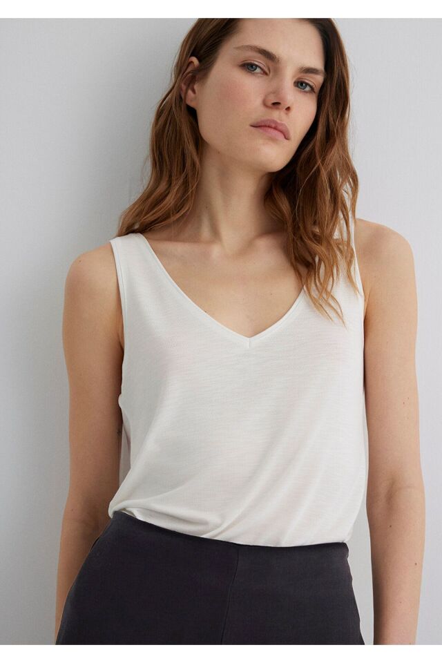 MAVİ KADIN KOLSUZ PENYE Kırık Beyaz 1610423-70057