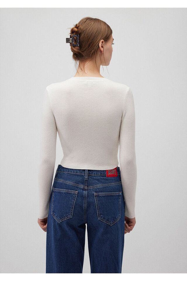 MAVİ KADIN BİSİKLET YAKA KAZAK Kırık Beyaz 1710474-70057